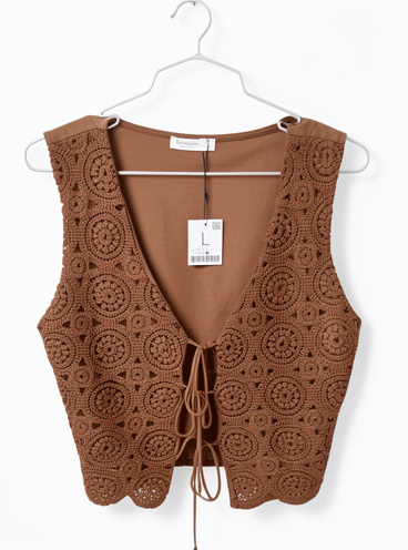 Chaleco stradivarius amarrado