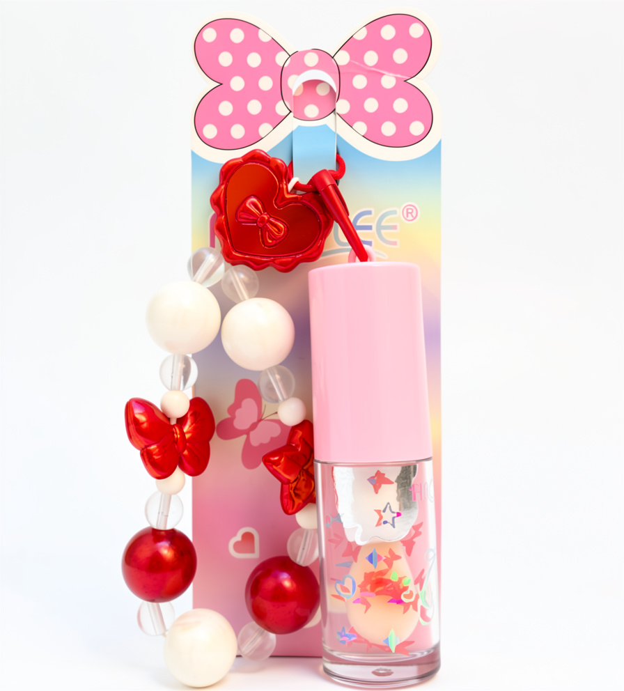 Lip Gloss Kiss Me