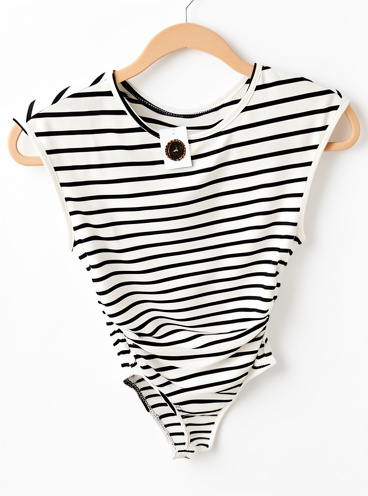 Body blanco rayas negras shein