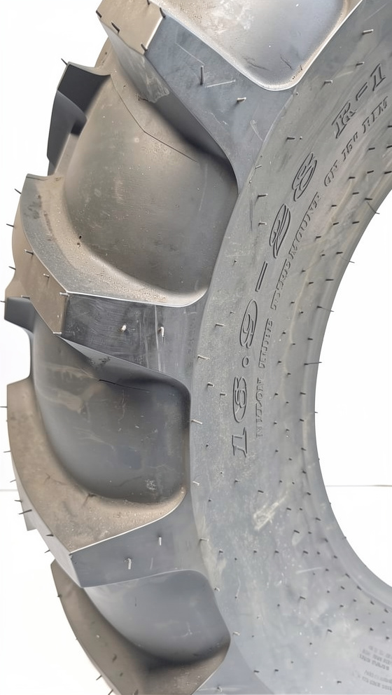 16.9-28 R-1 CB538 Chao yang