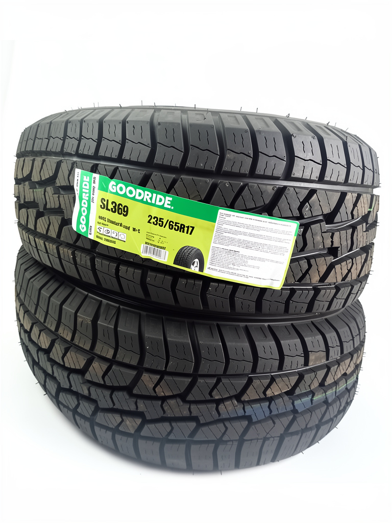 235/65R17 Goodride SL369