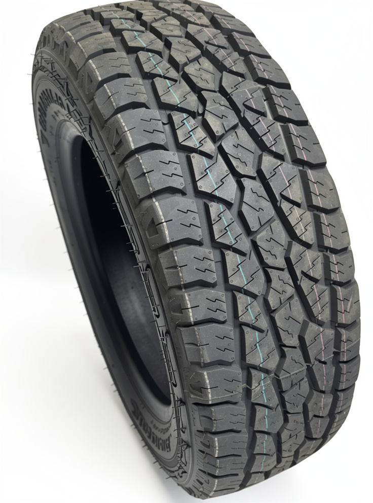 215/70R16 Triangle 100T tr292
