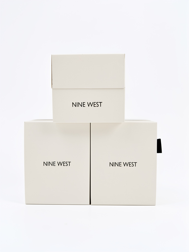 Reloj NINE WEST VARIOS