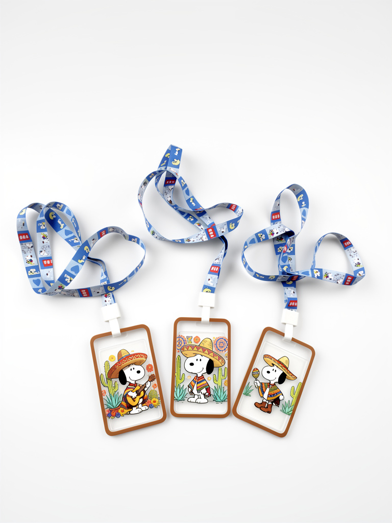 Portagafete Snoopy azul