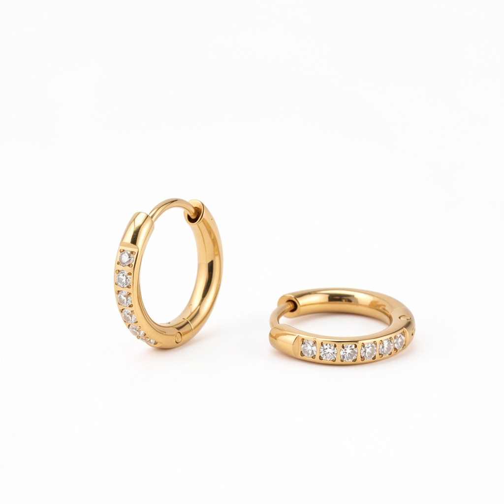 CHLOE HOOPS