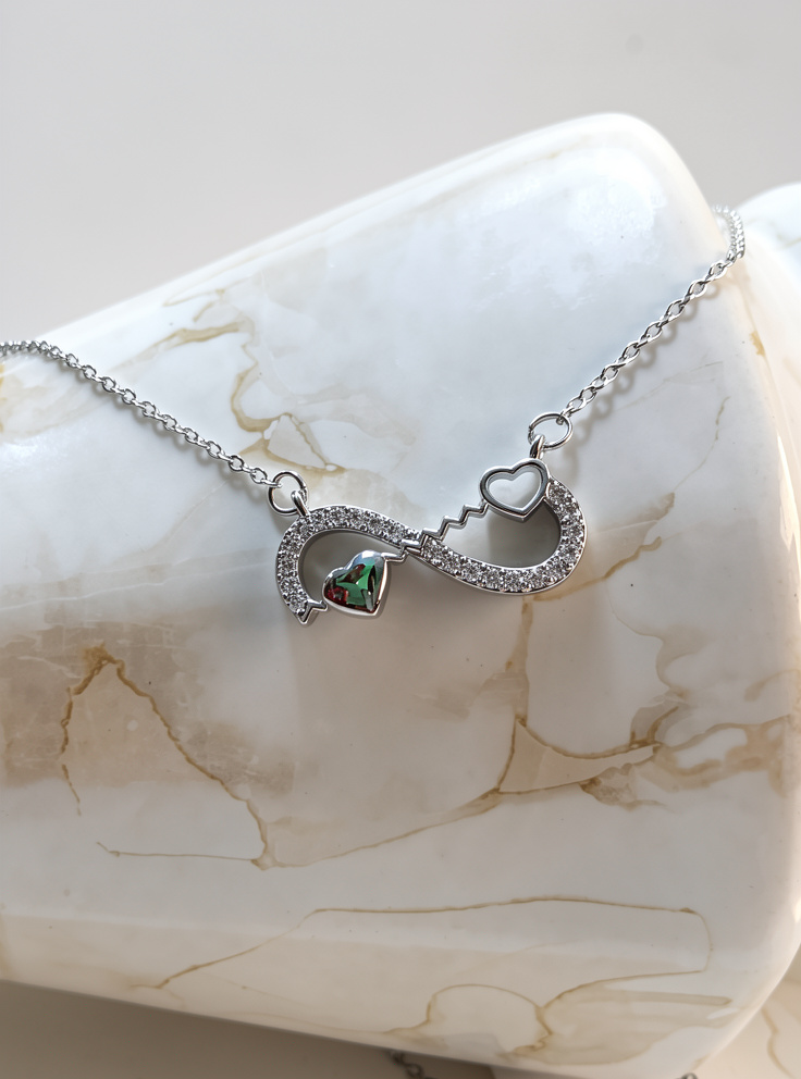 COLLAR INFINITO CON CIRCONES ACERO INOX. SILVER