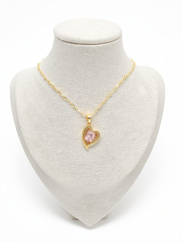 Collar de corazon asimétrico