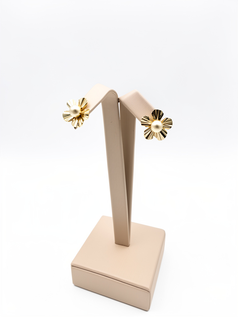 Aros flor dorado con perla