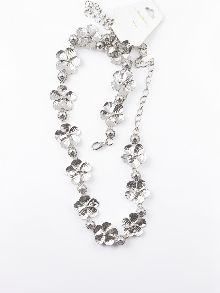 Belt vestigio floral plateado