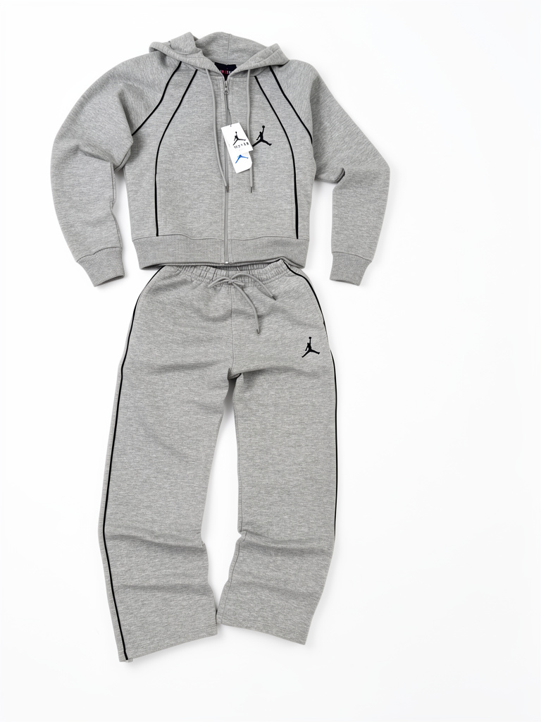 Jordan gris conjunto deportivo