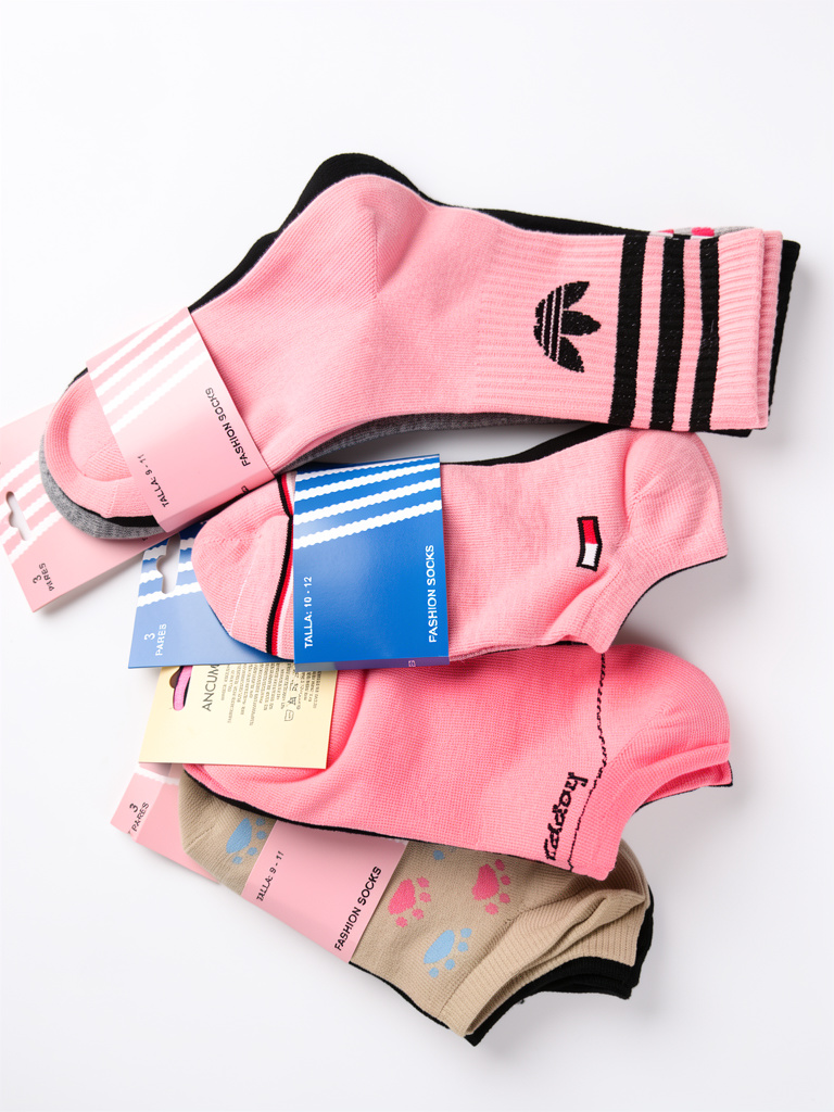 Medias Adidas rosadas