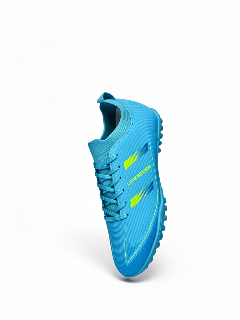 Celeste Adidas F5