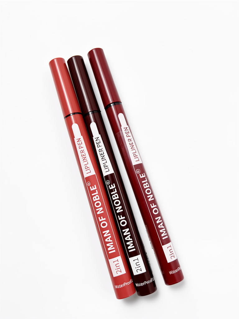 DELINEADOR DE LABIOS 2 EN 1