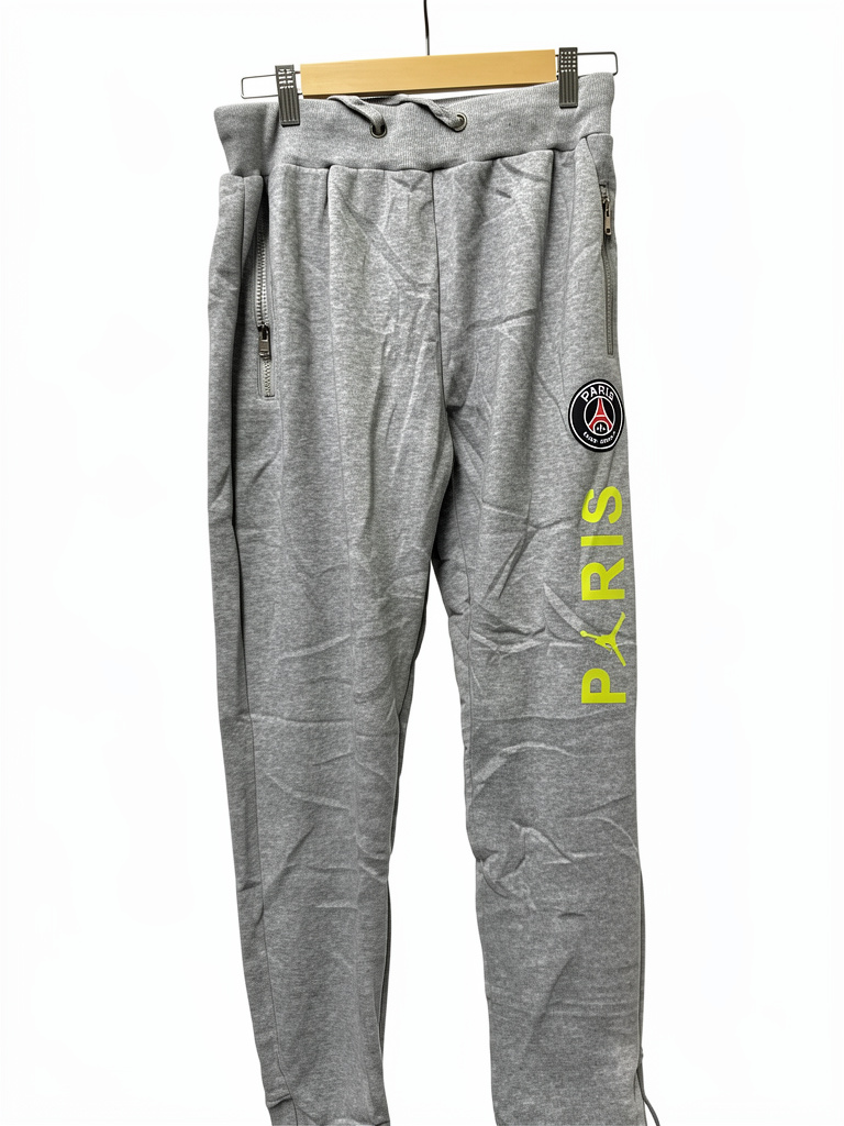 Pantalón deportivo frisado
