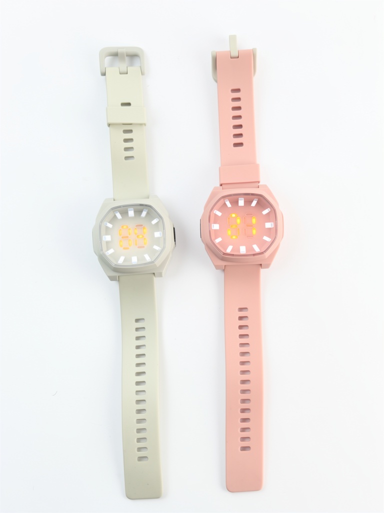 Reloj moderno