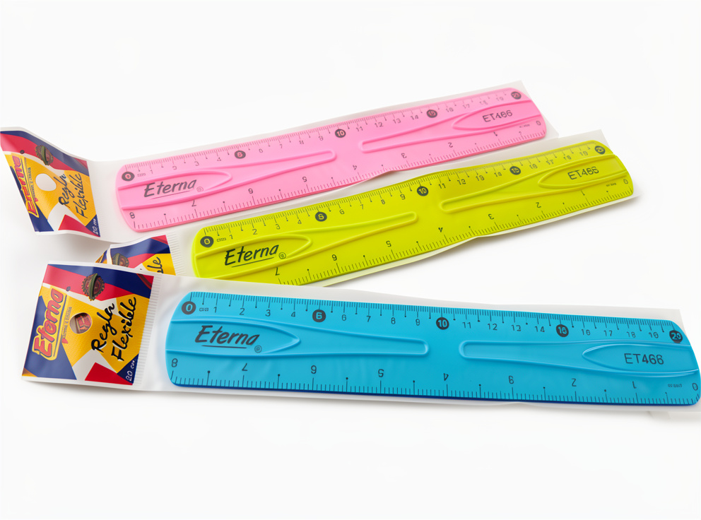 Regla fexible 20cm Eterna