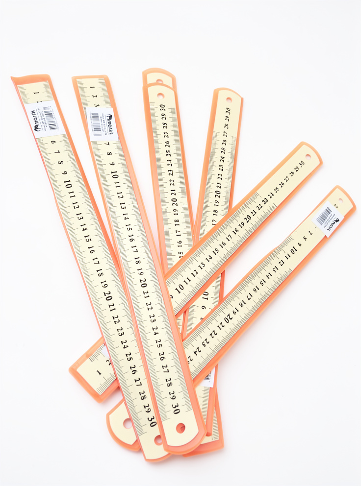 Regla metalica 30cm Marfil