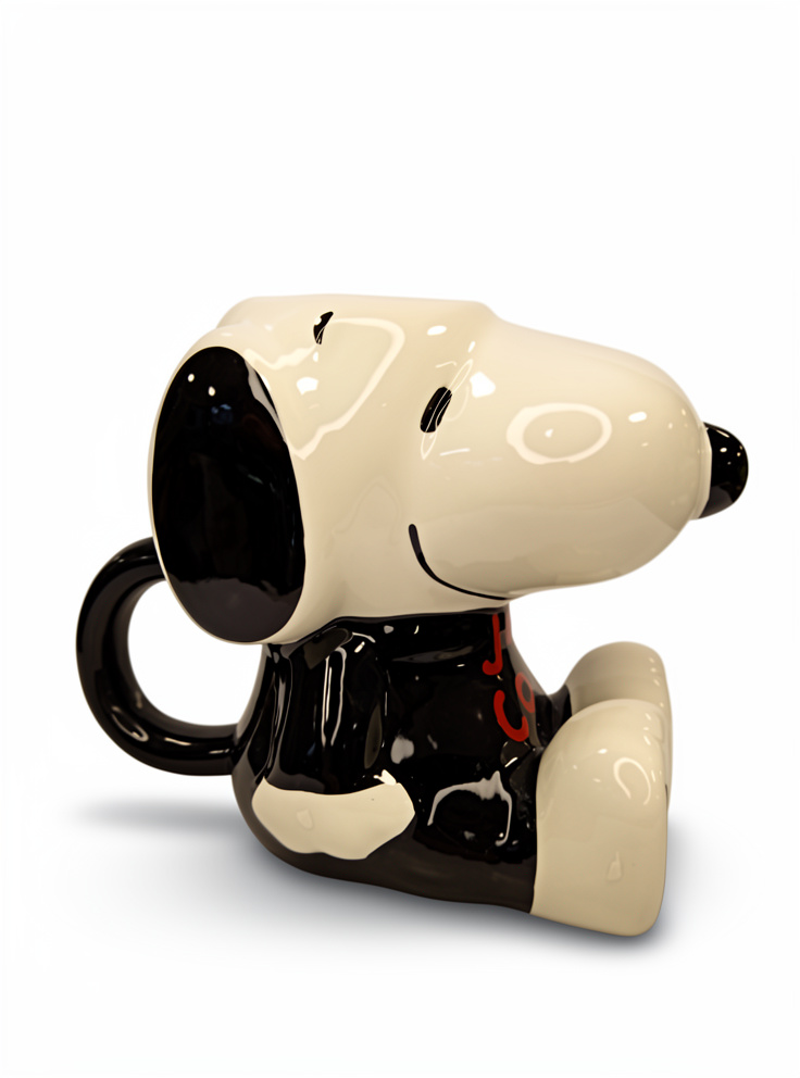 SNOPPY SENTADO