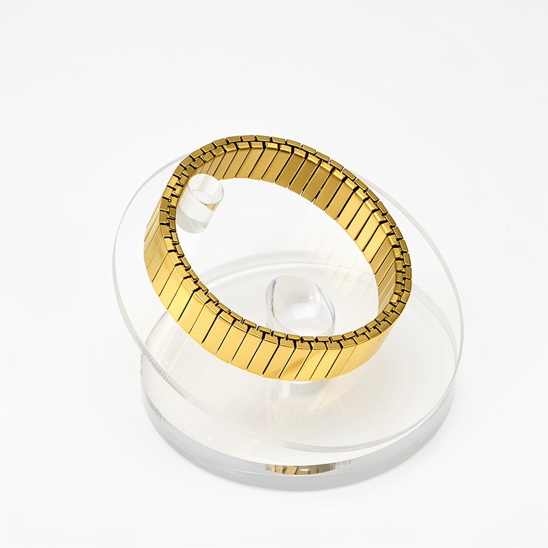 Brazalete Dorado Elegante