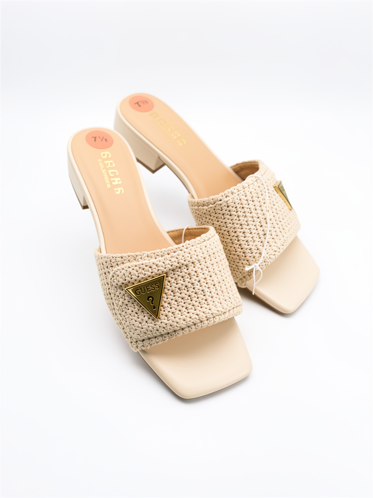 Sandalias Guess #24.5