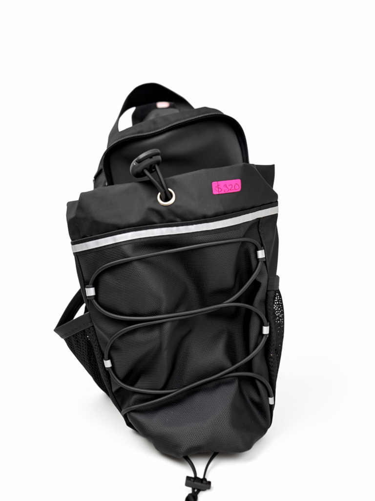 Mochila negra deportiva, para termo con imán