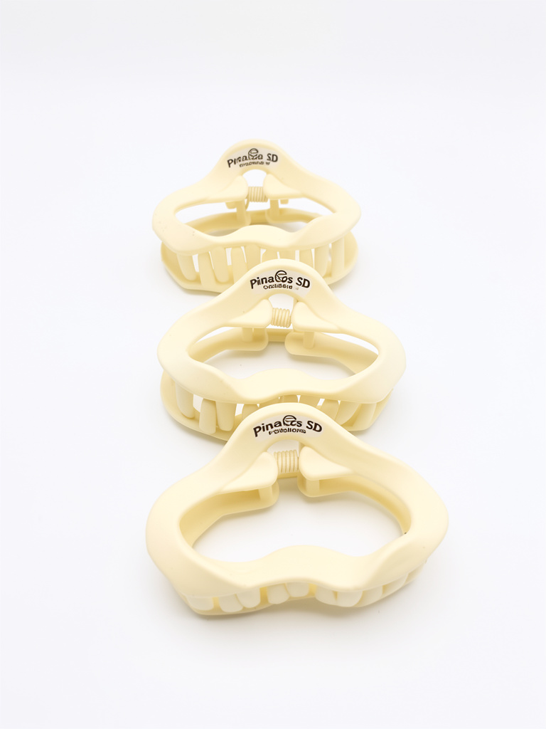 Pinza para cabello crema
