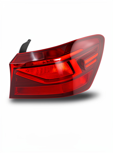 Cerato 19 faro posterior China
