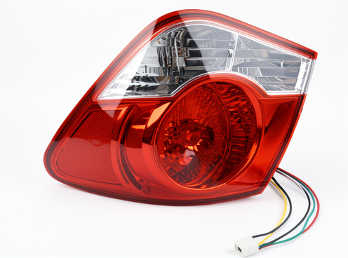 Cruze 10 18 China derecho posterior faro