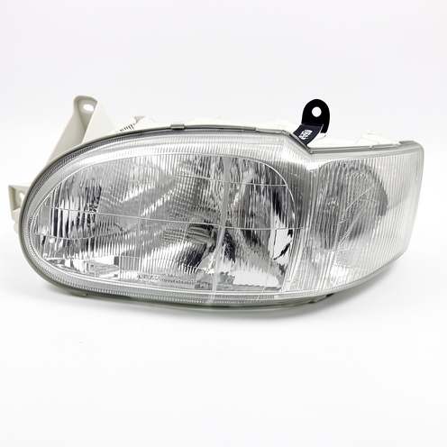 Ford Escort europeo Depo faro delantero