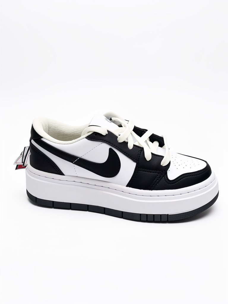 Nike Air Jordan blanco y negro