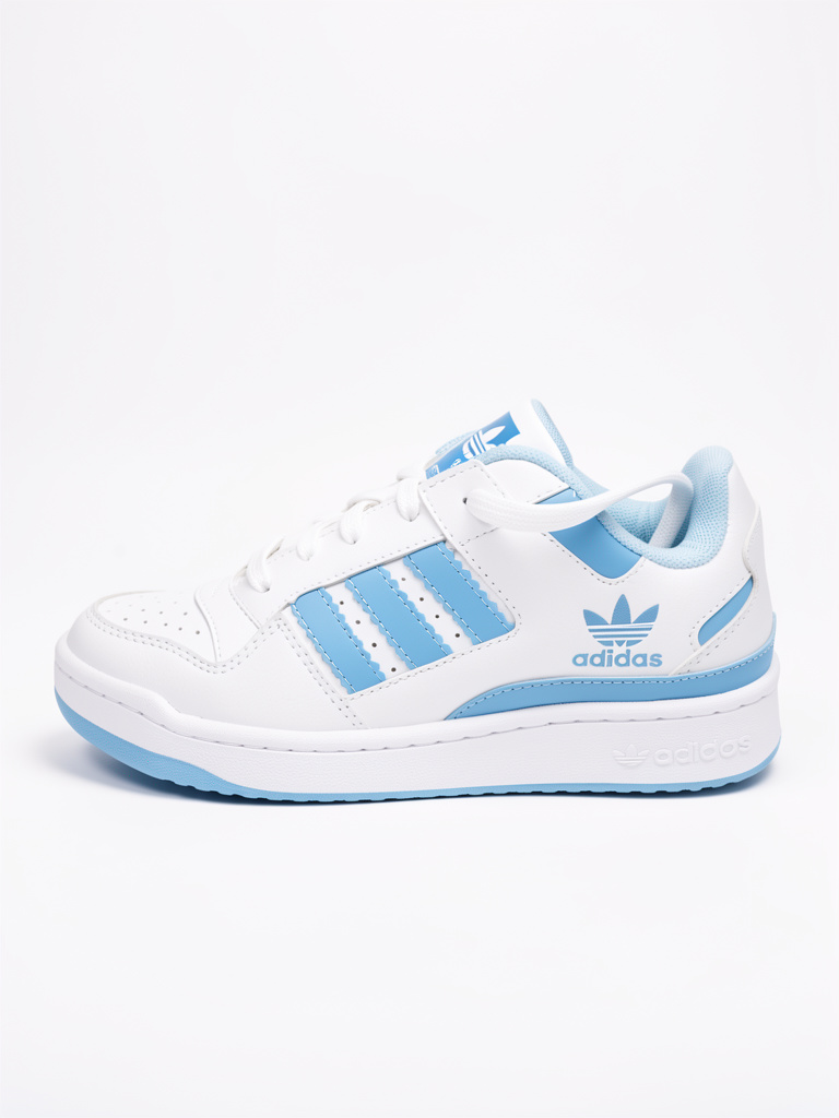 Adidas blancas y celestes