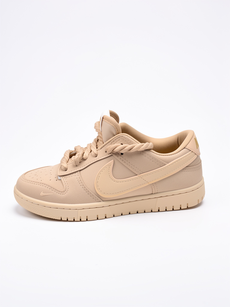 Nike beige