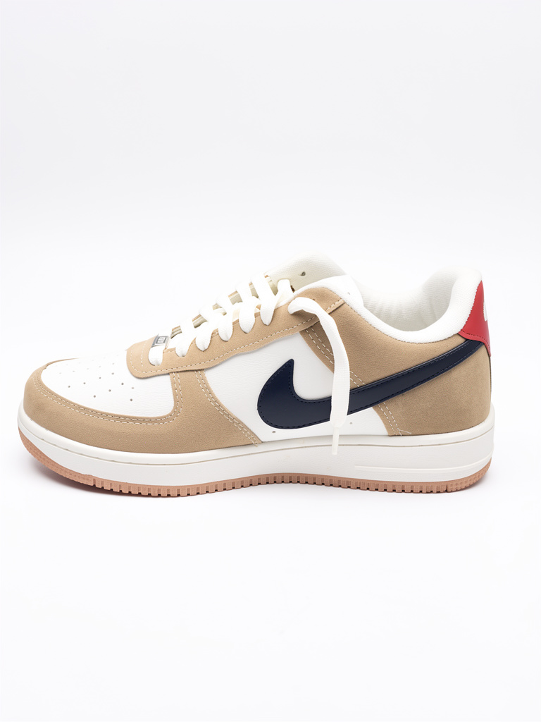 Nike zapatillas beige y blancas
