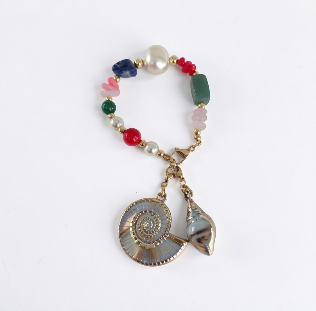 Acrilyc Shell Charm Bracelet with Quartz, Pearl and Reef