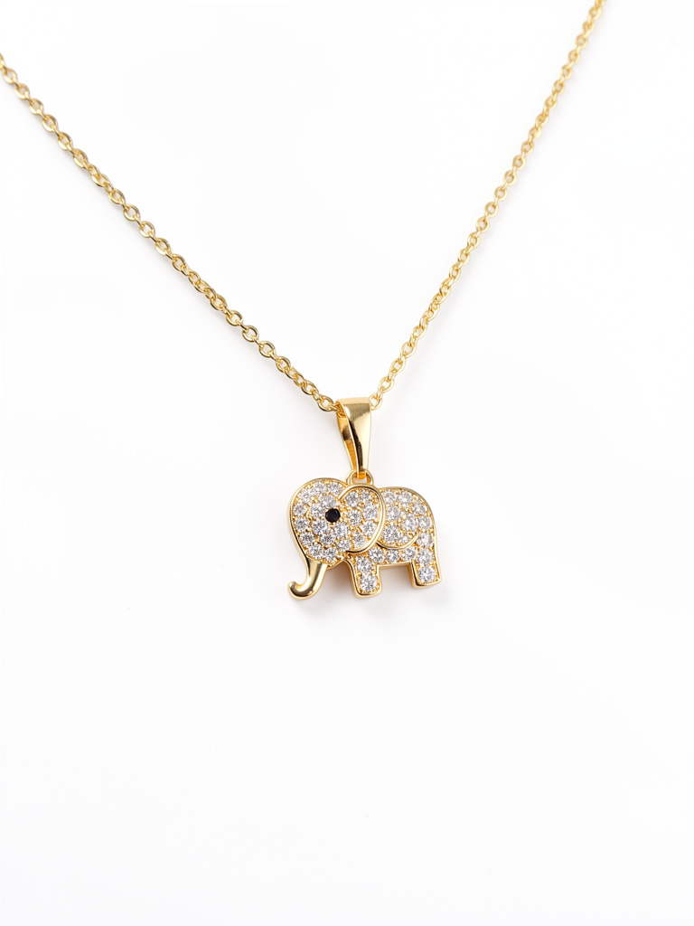 Elefante bañado en oro