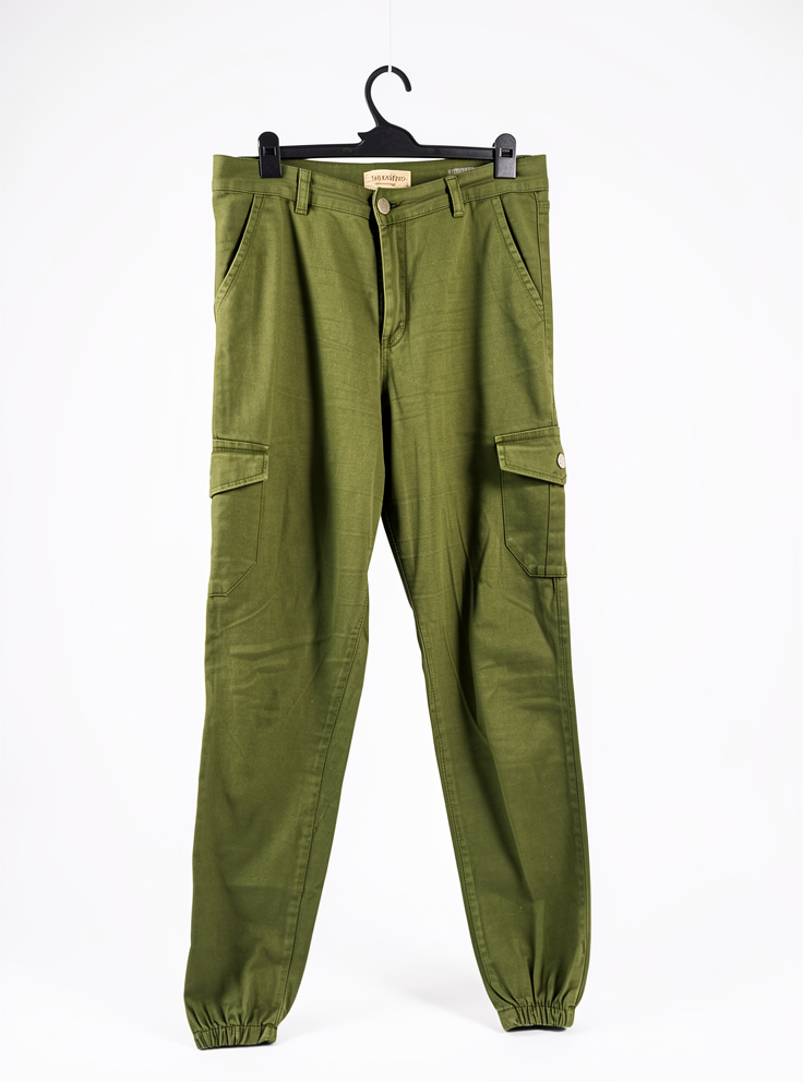 Jean cargo verde militar 44