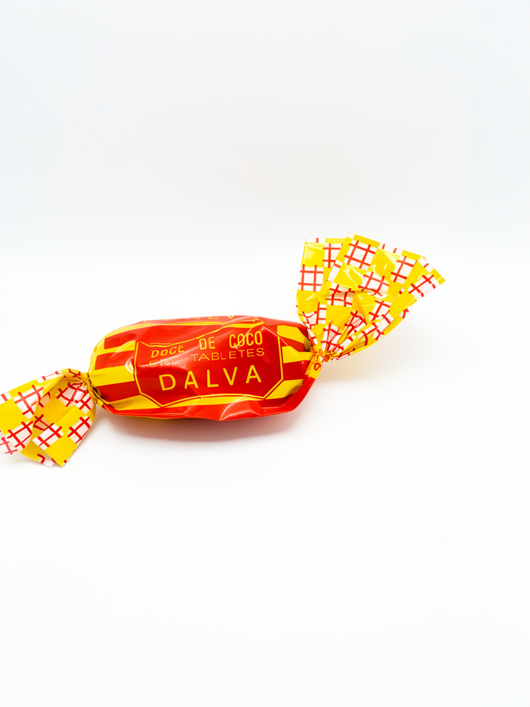 Bala Dalva doce de coco