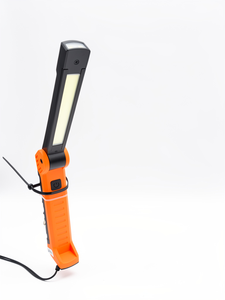 Lámpara LED lüsqtoff de inspección naranja