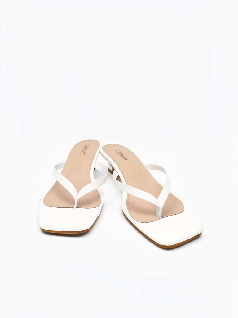 Sandalias blancas planas talla 37
