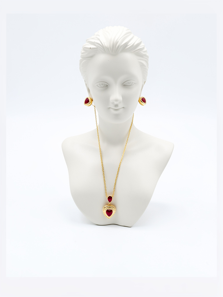 Juego collar aretes dorado corazon rojo