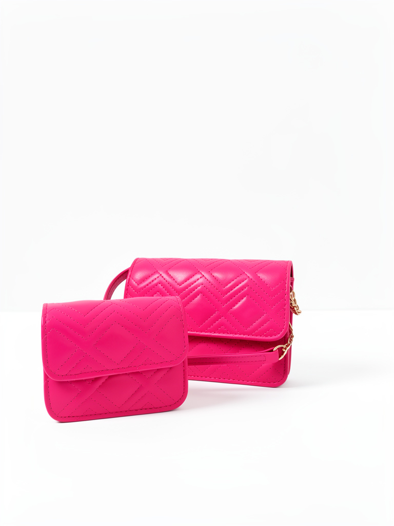 Cartera fucsia acolchada