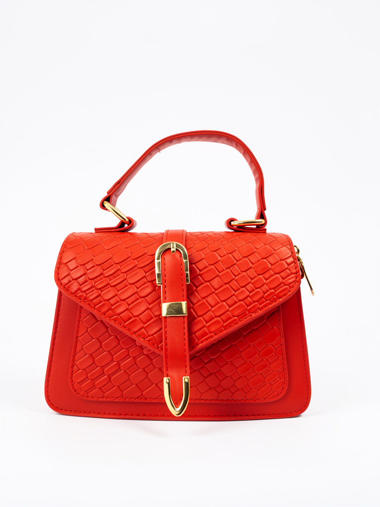 Cartera roja texturizada