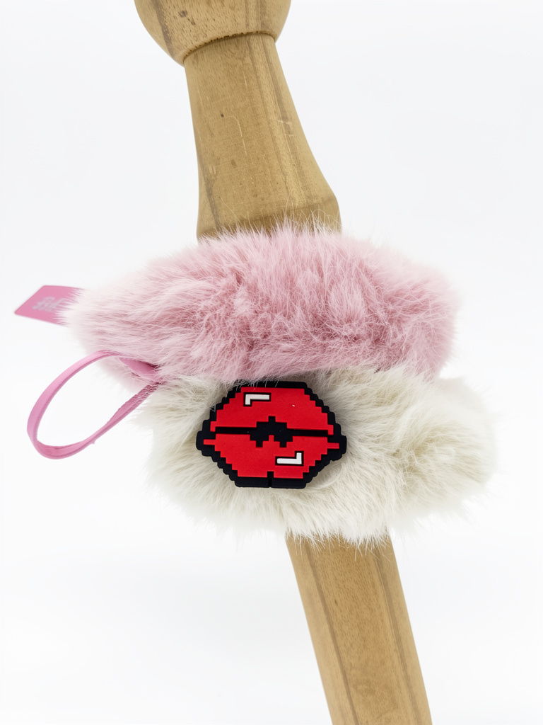 COLA PELUCHE SENCILLA