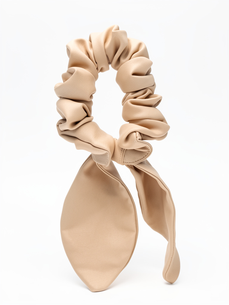 SCRUNCHIE SEDA FINA CON MOÑO