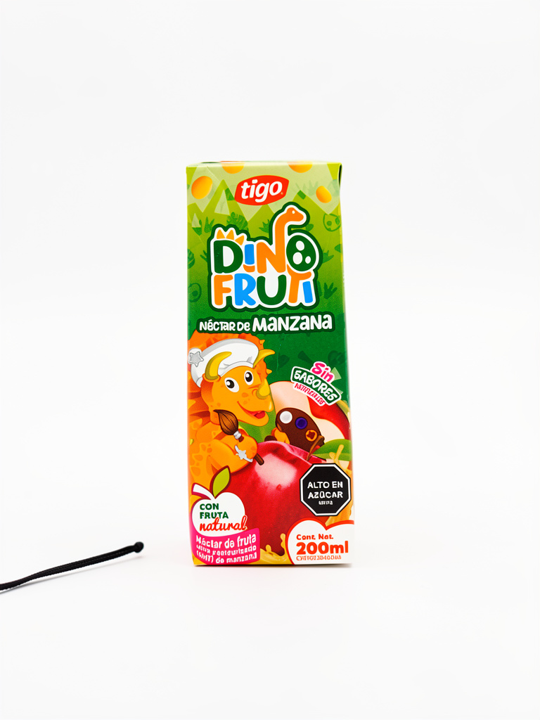 Jugo escolar Tigo Dino Fruti manzana 200ml