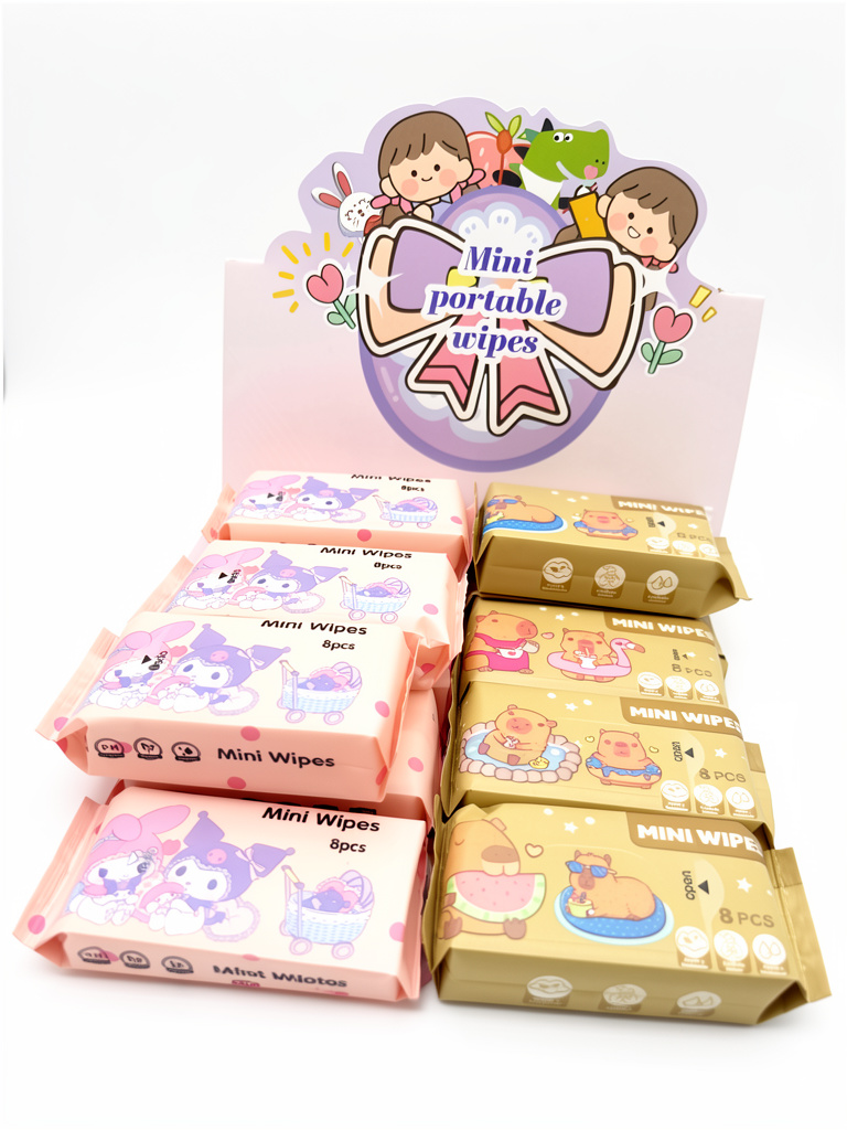 Pañitos humedos mini SANRIO y SNOOPY