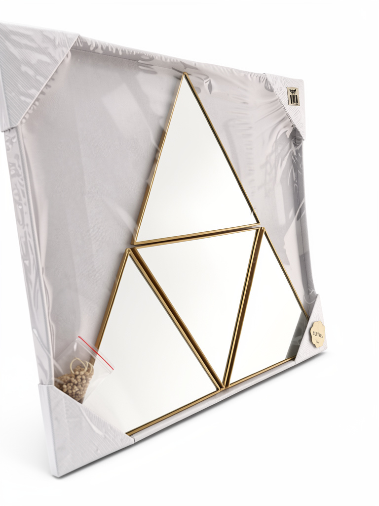 Espejo triangular
