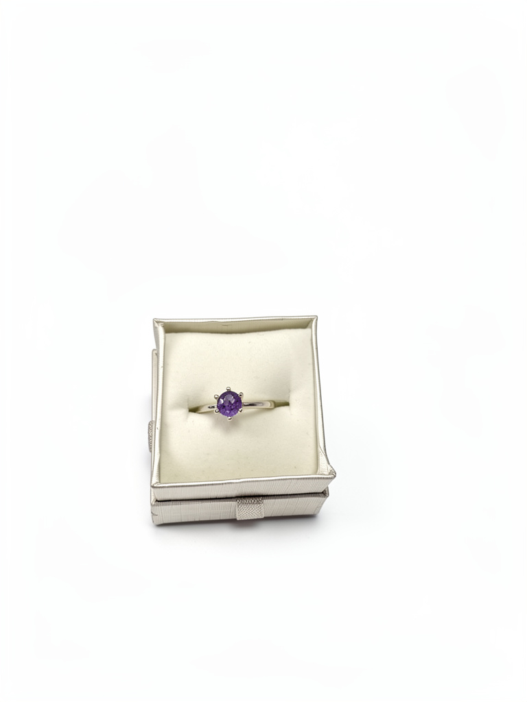 Anillo piedra morada