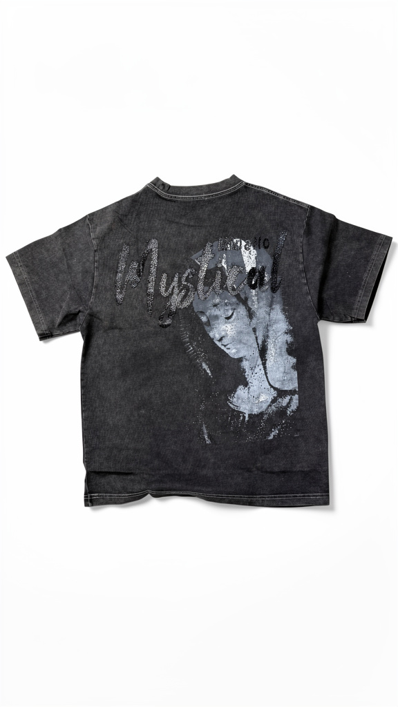 Mtto Camiseta Boxy fit Mystical