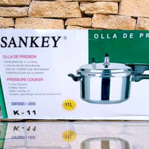 2006.-Olla de presión sankey 11 litros M. K11l. INV/OCT26